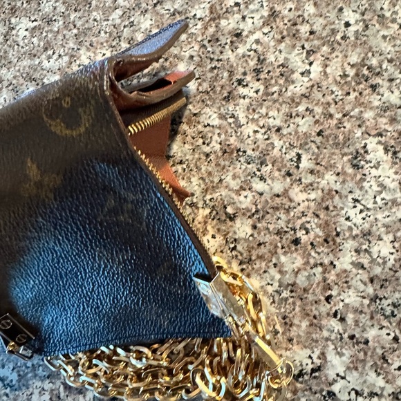 - Louis Vuitton Monogram Compact Zip Bifold Wallet/ - Picture 11 of 15